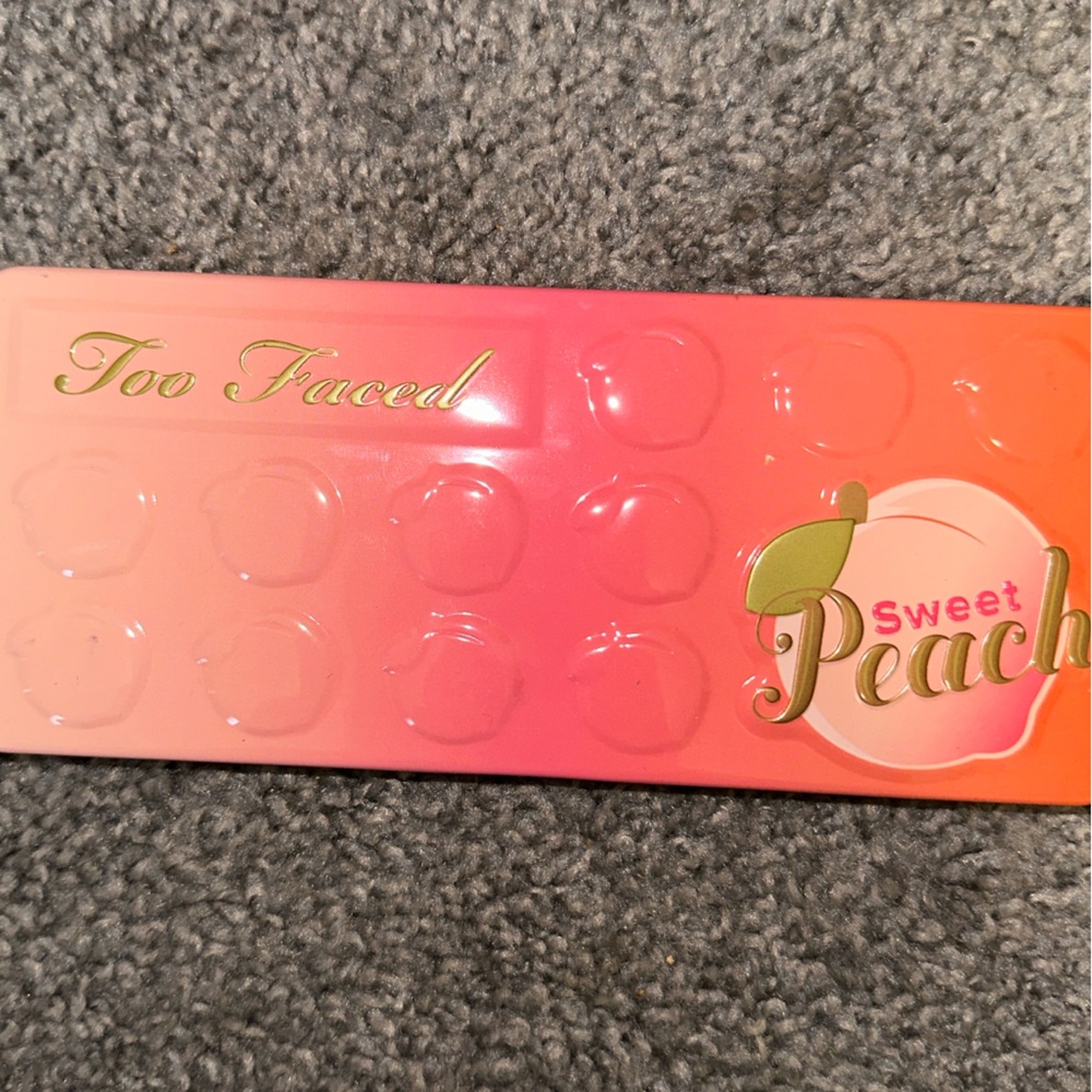 Too Faced Sweet Peach Gradient Palette